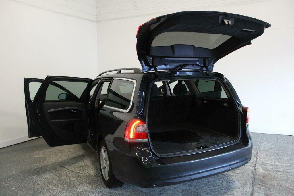 Volvo V70 D4 181 Business Edition Geartronic Gold #14