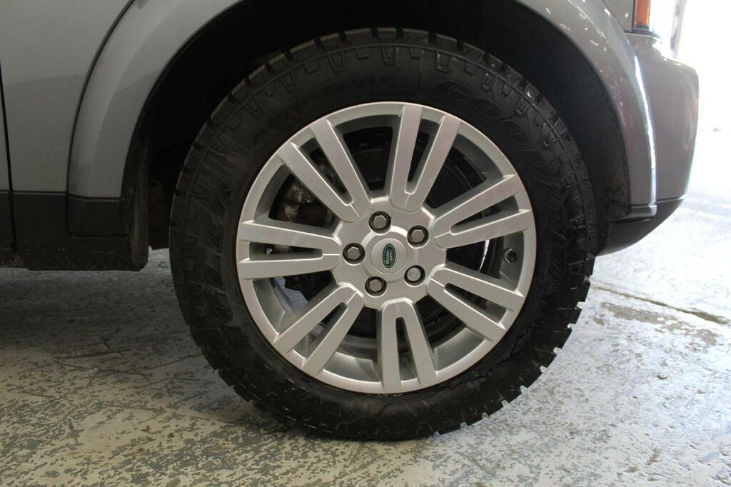 Land Rover Discovery 4 3L Xs Black #56
