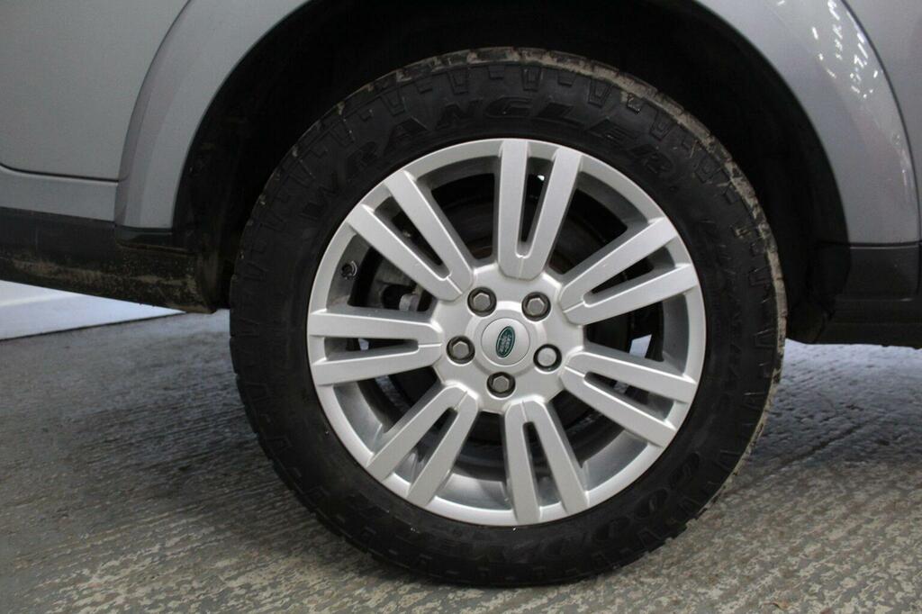 Land Rover Discovery 4 3L Xs Black #57