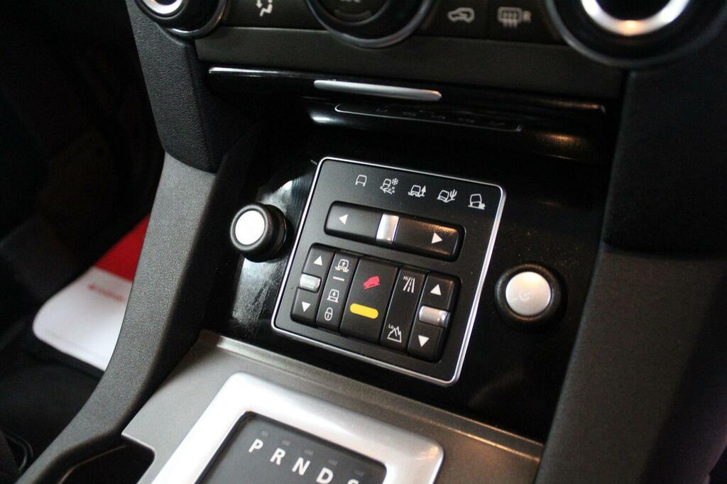 Land Rover Discovery 4 3L Xs Black #40