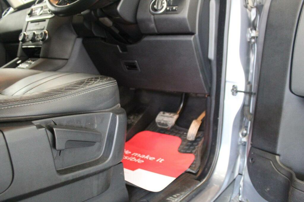Land Rover Discovery 4 3L Xs Black #48