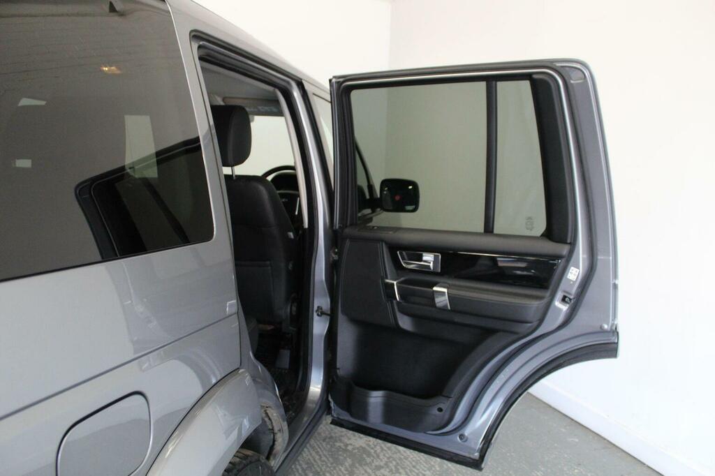 Land Rover Discovery 4 3L Xs Black #23