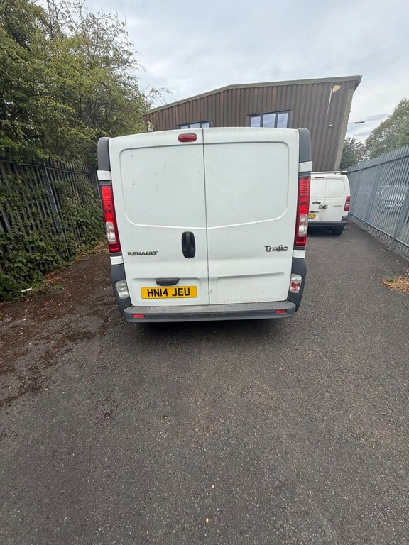 Renault Trafic 2.0 Ll29 Dci 115 White #2