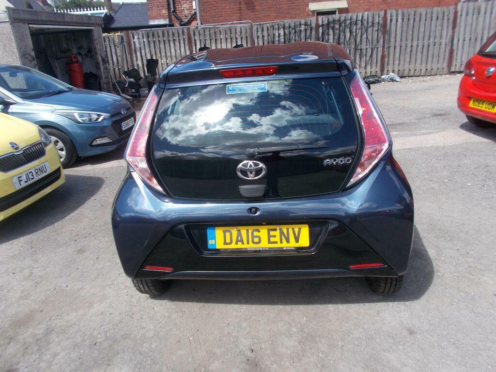 Toyota Aygo 1.0 Vvt-i X-pression White #7