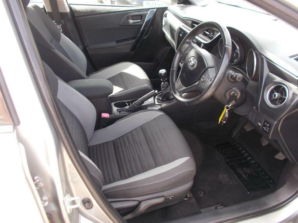 Toyota Auris 1.2 Vvt-i Icon Tss 114 Bhp Grey #11