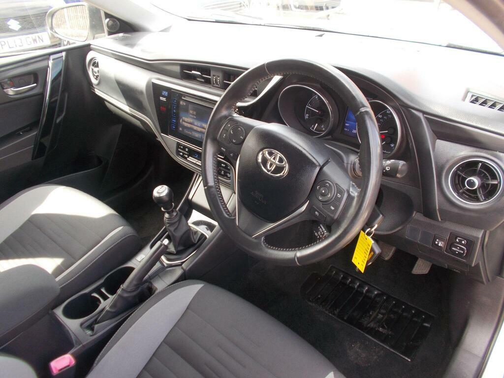 Toyota Auris 1.2 Vvt-i Icon Tss 114 Bhp Grey #12
