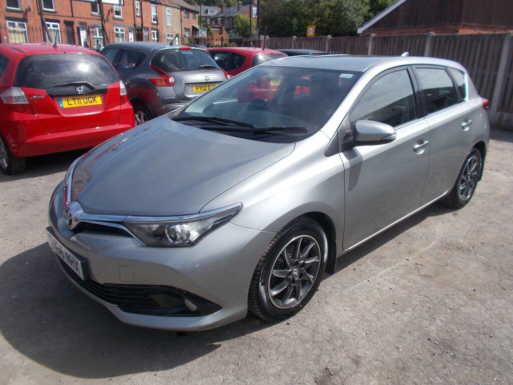 Toyota Auris 1.6 D-4d Business Edition Euro 6 S S Grey #3