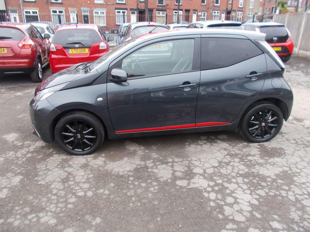 Toyota Aygo 1.0 Vvt-i X-press Euro 6 Grey #4