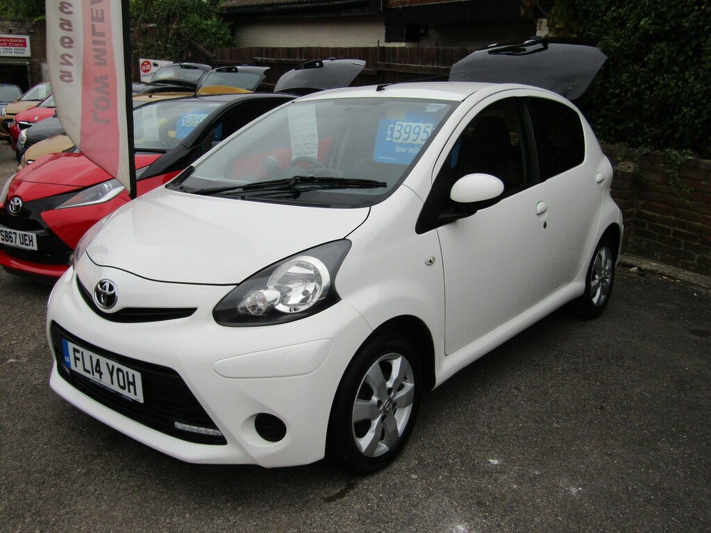 Toyota Aygo 1.0 Vvt-i Move White #3