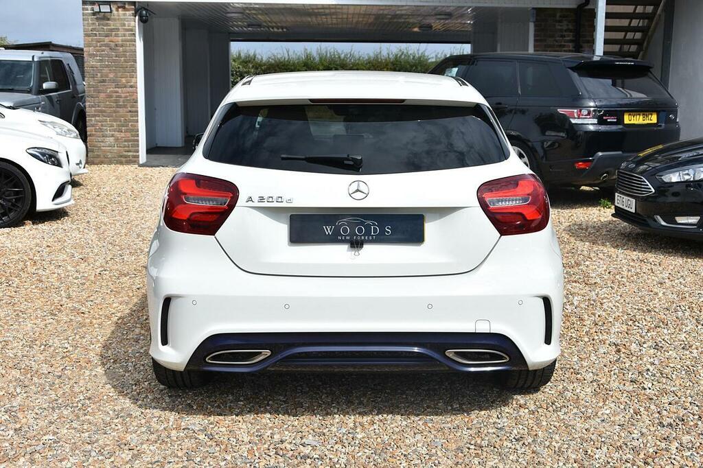 Mercedes-Benz A Class 2.1 A200d Amg Line Premium 7G-dct Euro 6 Ss 5 White #4