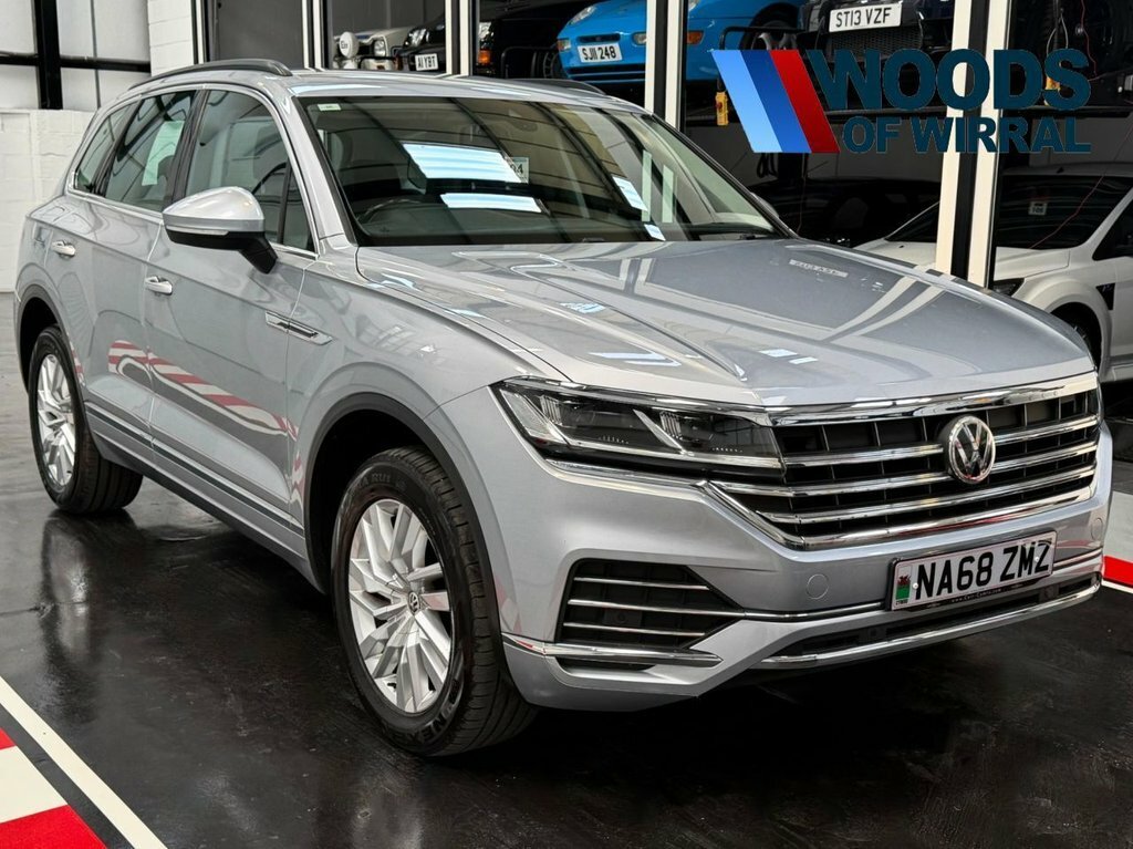 Volkswagen Touareg 3L Sel NA68ZMZ Silver