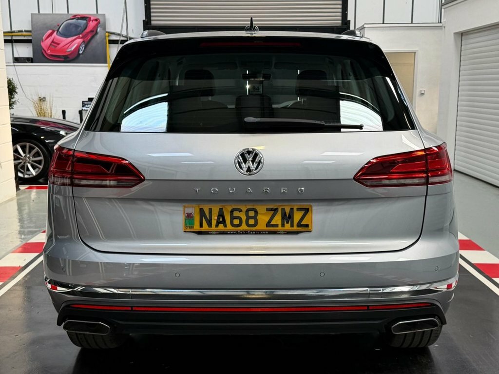 Volkswagen Touareg 3L Sel NA68ZMZ Silver #6