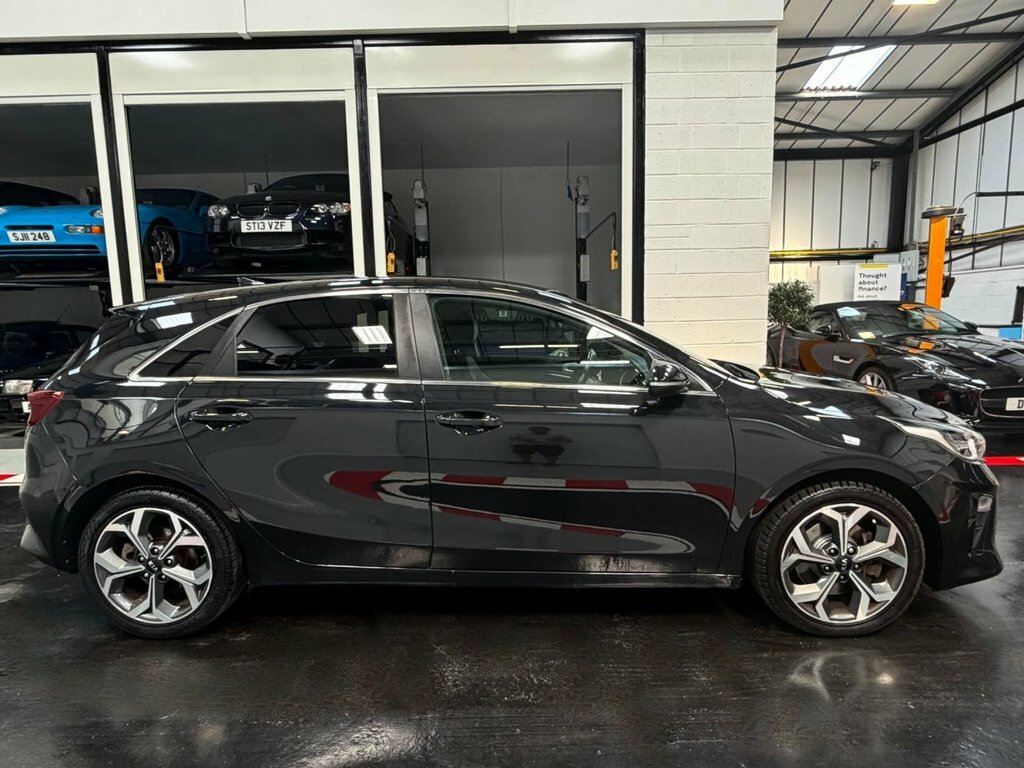 Kia Ceed 1.6L 3 Black #3