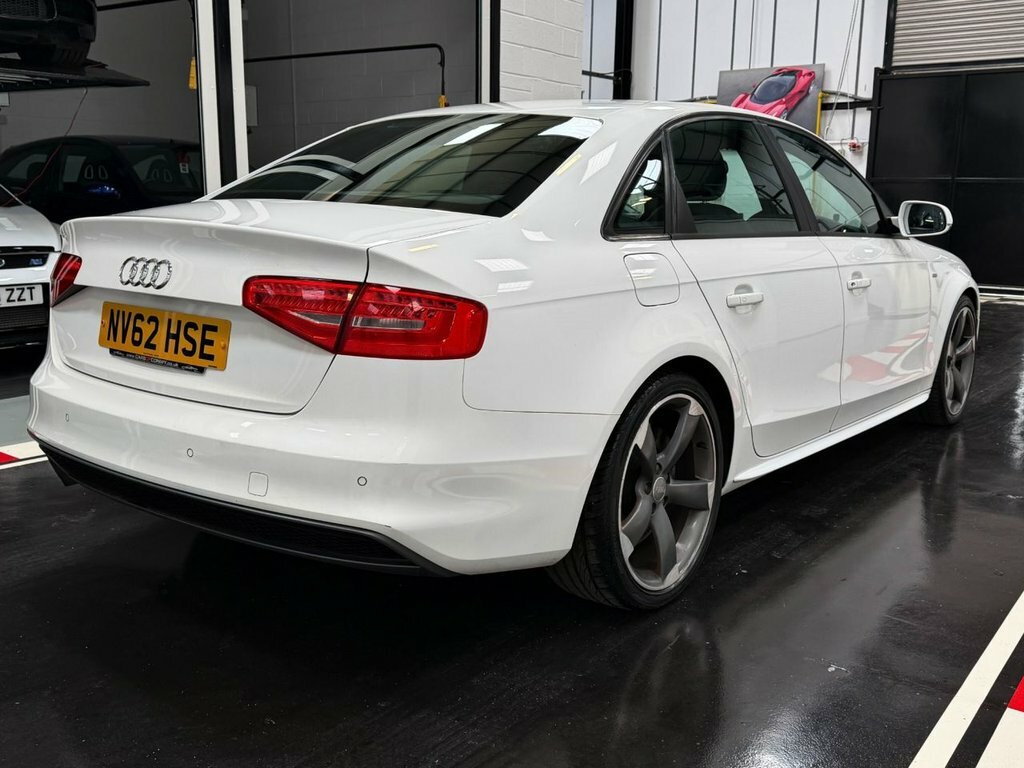 Audi A4 Black Edition White #5