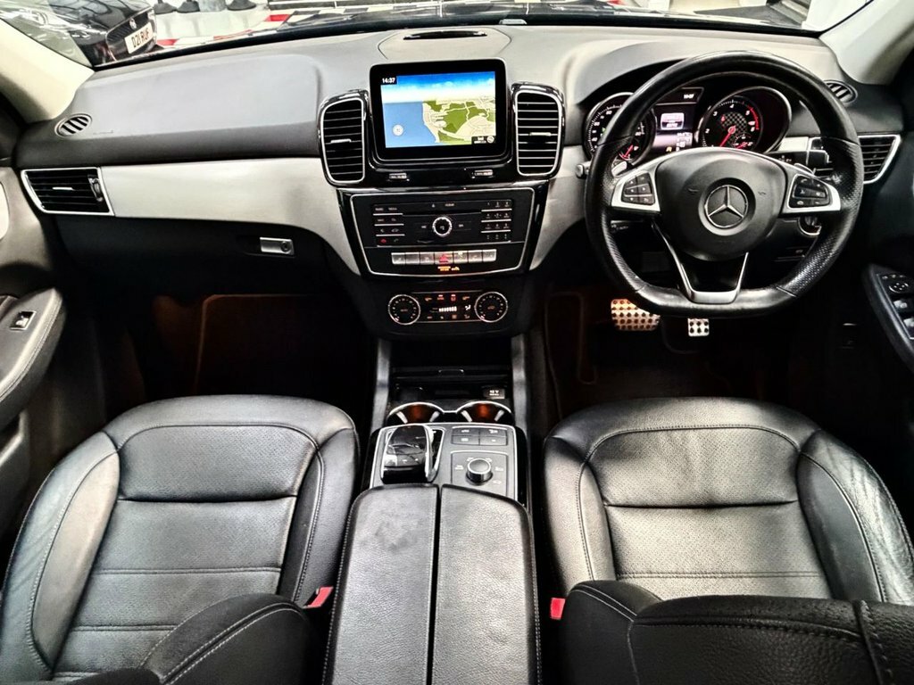 Mercedes-Benz GLE Class 3L Amg Line Blue #2