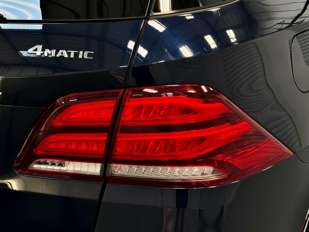 Mercedes-Benz GLE Class Gle 250D 4Matic Amg Line Premium 9G-tronic White #26