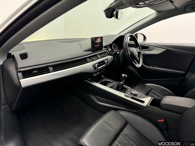 Audi A5 2018 2.0 Tfsi Sport Sportback Eu LT18WWS Black #4
