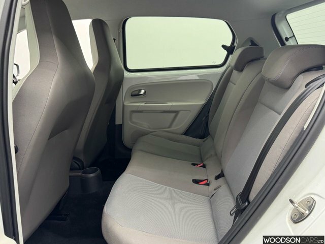 Volkswagen e-Up 2014 18.7Kwh E-up Hatchback 82 White #3
