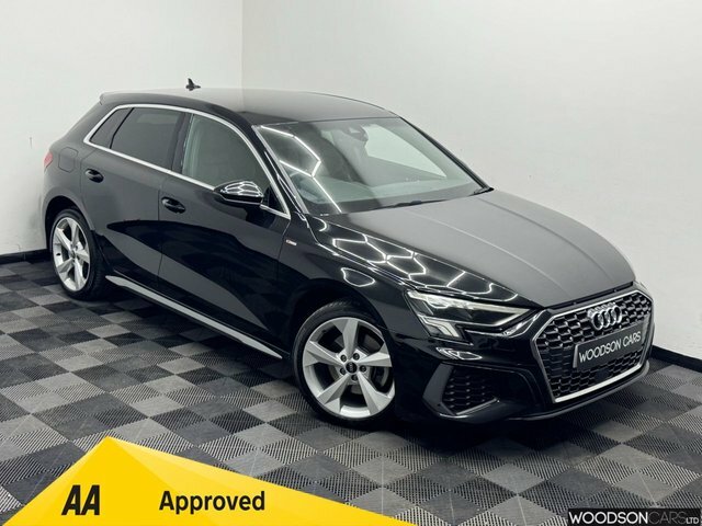 Audi A3 2022 1.4 Tfsie 40 S Line Sportback Plug Black
