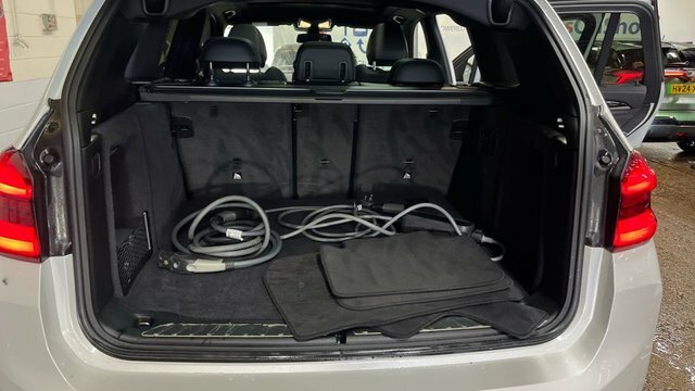 BMW iX3 2021 80Kwh Premier Edition Suv White #5