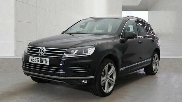 Volkswagen Touareg 2016 3.0 Tdi V6 Bluemotion Tech R-line Plus Suv Black #3