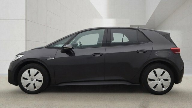 Volkswagen ID.3 2023 Pro Performance 58Kwh Family Hatchback El Grey #5