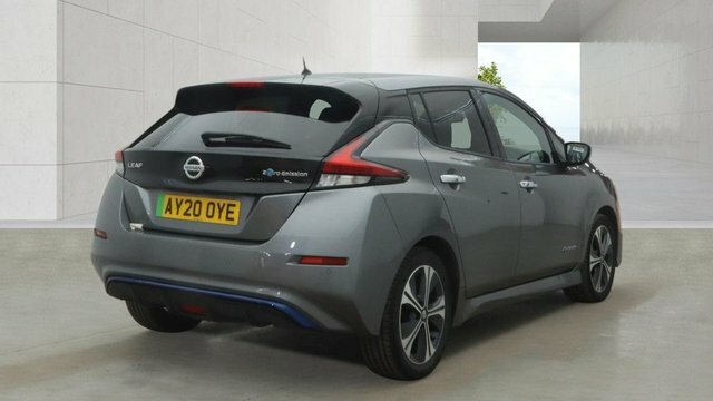 Nissan Leaf Nissan Hatchback 160Kw E Tekna 62Kwh White #8