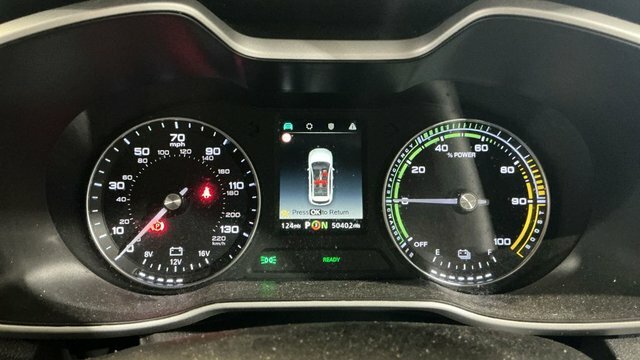MG ZS 2021 44.5Kwh Excite Suv 143 Ps White #4