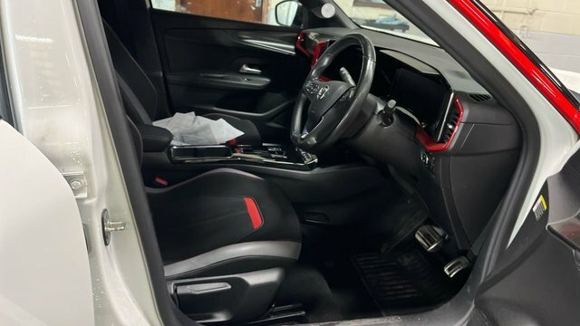 Vauxhall Mokka-e 2022 50Kwh Sri Premium Suv 136 White #3
