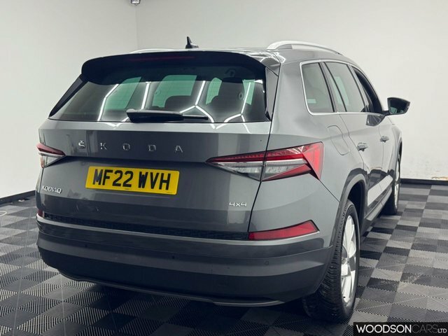 Skoda Kodiaq Skoda Estate 1.5 Tsi Se L Dsg 7 Seat Grey #25
