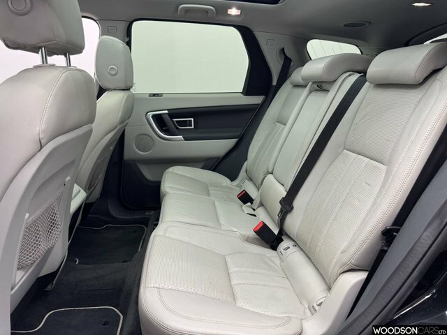 Land Rover Discovery Sport 2017 2.0 Td4 Hse Black Suv 4Wd Eur Black #5