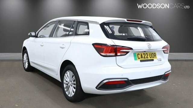 MG MG5 2022 61.1Kwh Excite Long Range Estate CA22UOR White #2