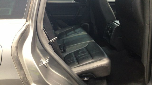 Volkswagen Touareg 2017 3.0 Tdi V6 Bluemotion Tech R-line Suv Die Grey #6