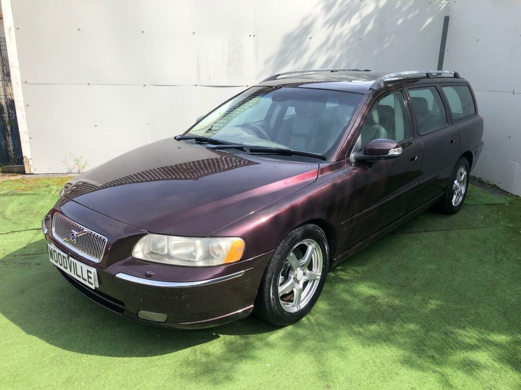 Volvo V70 Se Auto Purple