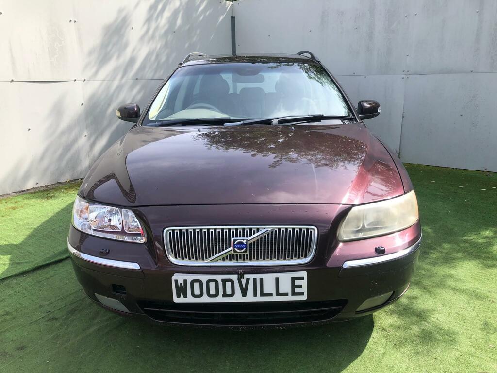 Volvo V70 Se Auto Purple #6