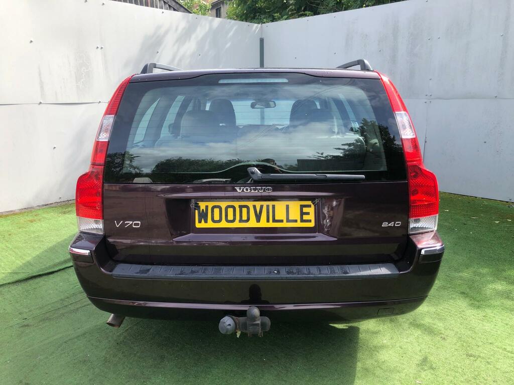 Volvo V70 Se Auto Purple #3