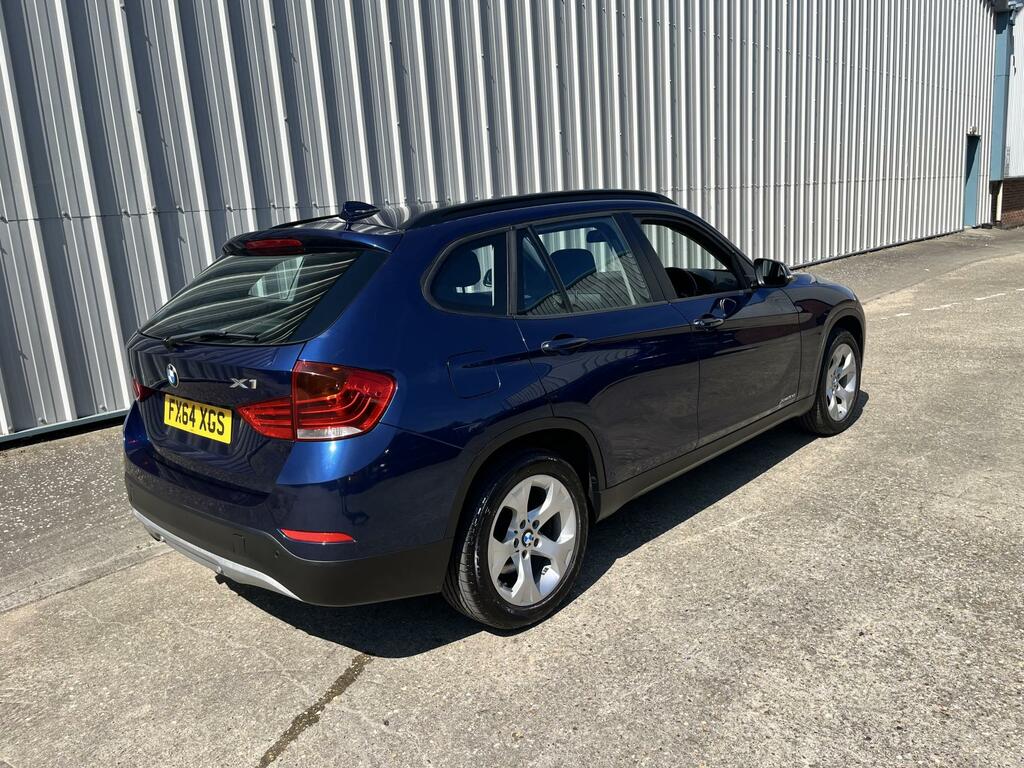 BMW X1 Se Blue #5