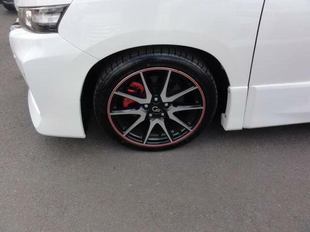 Toyota Vellfire 2.4 Hybrid Efour White #23