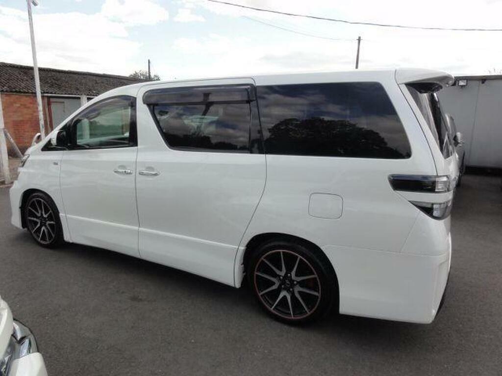 Toyota Vellfire 2.4 Hybrid Efour White #10