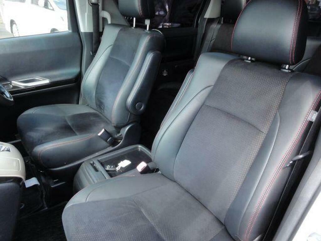 Toyota Vellfire 2.4 Zr-g Hybird 4Wd Leather-sunroof Purple #19