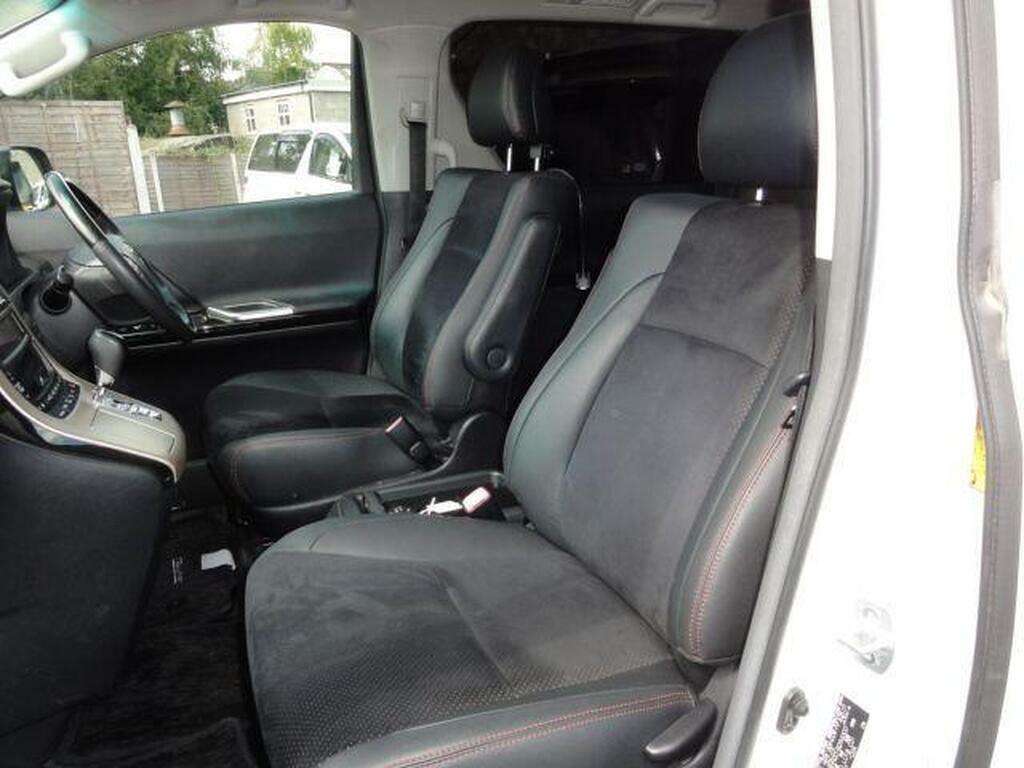 Toyota Vellfire 2.4 Zr-g Hybird 4Wd Leather-sunroof Purple #18