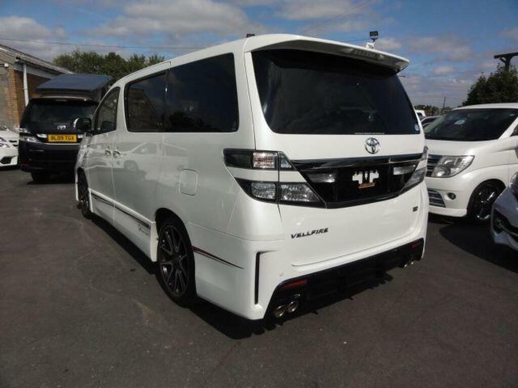 Toyota Vellfire 2.4 Z Golden Eye-modellista Aero Styling Black #2
