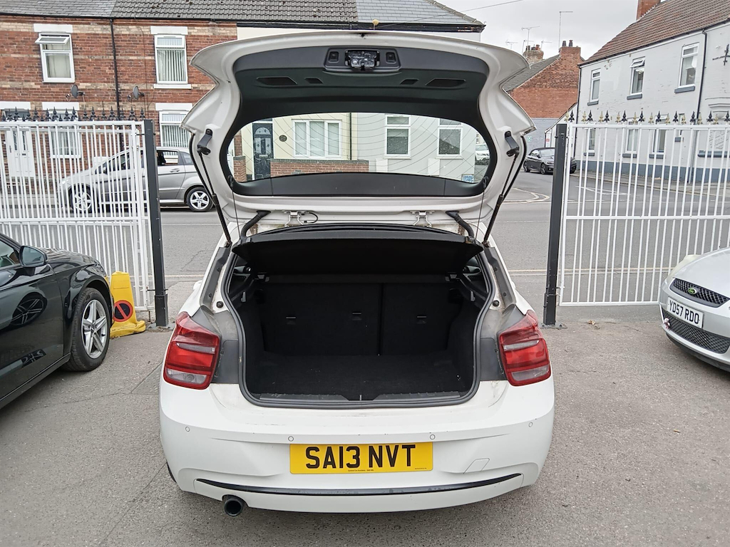 BMW 1 Series 2.0 116D Sport Hatchback 116 Ps White #6