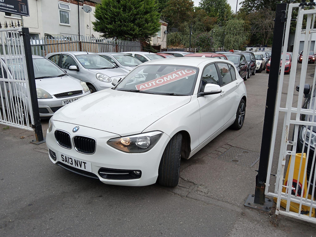 BMW 1 Series 2.0 116D Sport Hatchback 116 Ps White #4