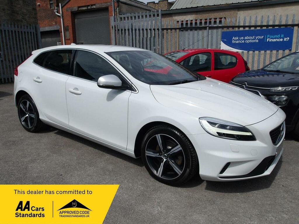 Volvo V40 2.0 T2 R-design Euro 6 Ss White