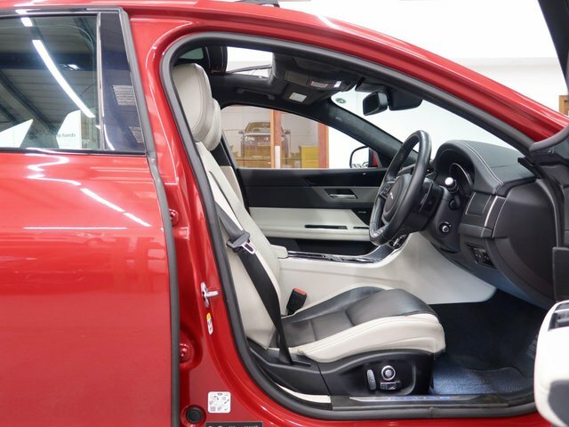 Jaguar XF V6 S Saloon Red #2