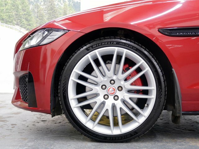 Jaguar XF 2.0 I4 163Ps Prestige Black #33