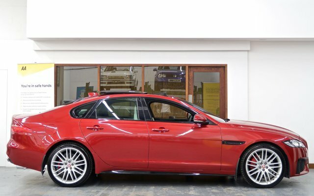 Jaguar XF 2.0 I4 163Ps Prestige Black #7
