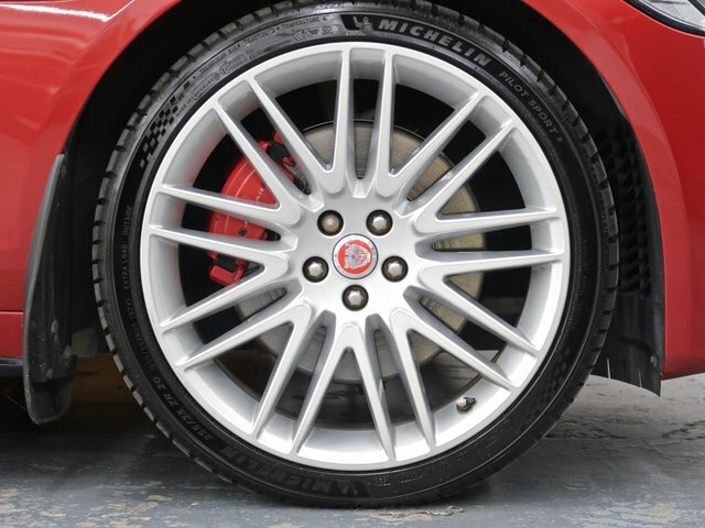 Jaguar XF 2.0 I4 163Ps Prestige Black #34