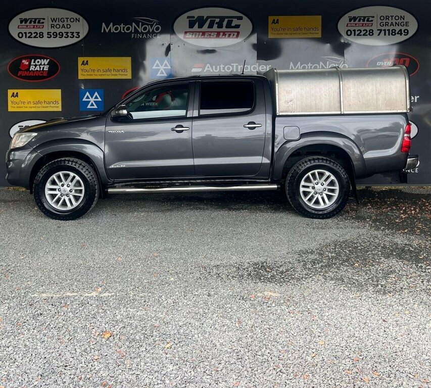 Toyota HILUX 3L Invincible Grey #2
